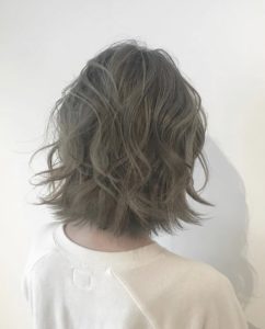 バレンタインデー前にヘアスタイルをお洒落に♪