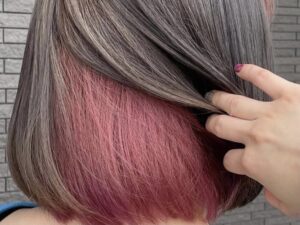 インナーカラーでヘアスタイルにアクセントを♪