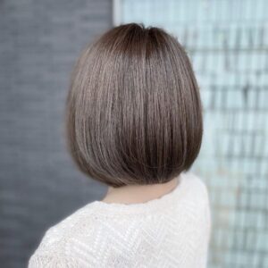 《イルミナカラー》透け感・ツヤ感溢れる外国人風ヘアーに♪