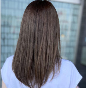 縮毛矯正で自然なストレートヘアに♪
