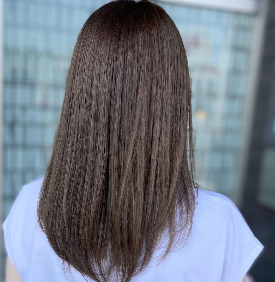 縮毛矯正で自然なストレートヘアに♪