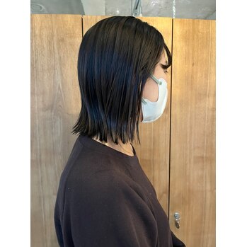 切りっぱなしボブがかわいい季節♪