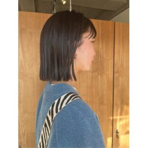 ぱつんとミニボブ×透明感カラー♪