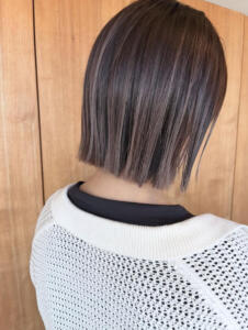 切りっぱなしmini bob ✖️ ダブルカラー