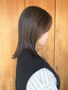 つやんつやんグレージュ